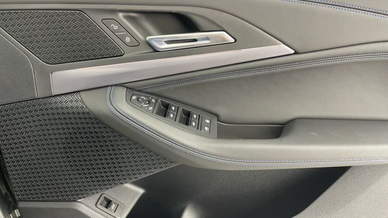 BMW 2 Series 225e xDrive M Sport 5dr DCT Hatchback